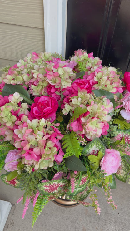 Luxury custom planter set