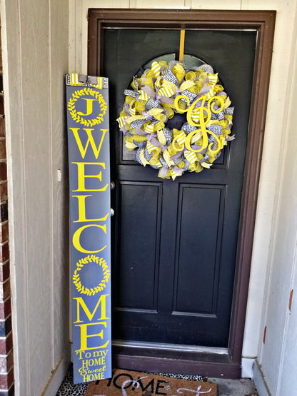 Wreath and welcome sign